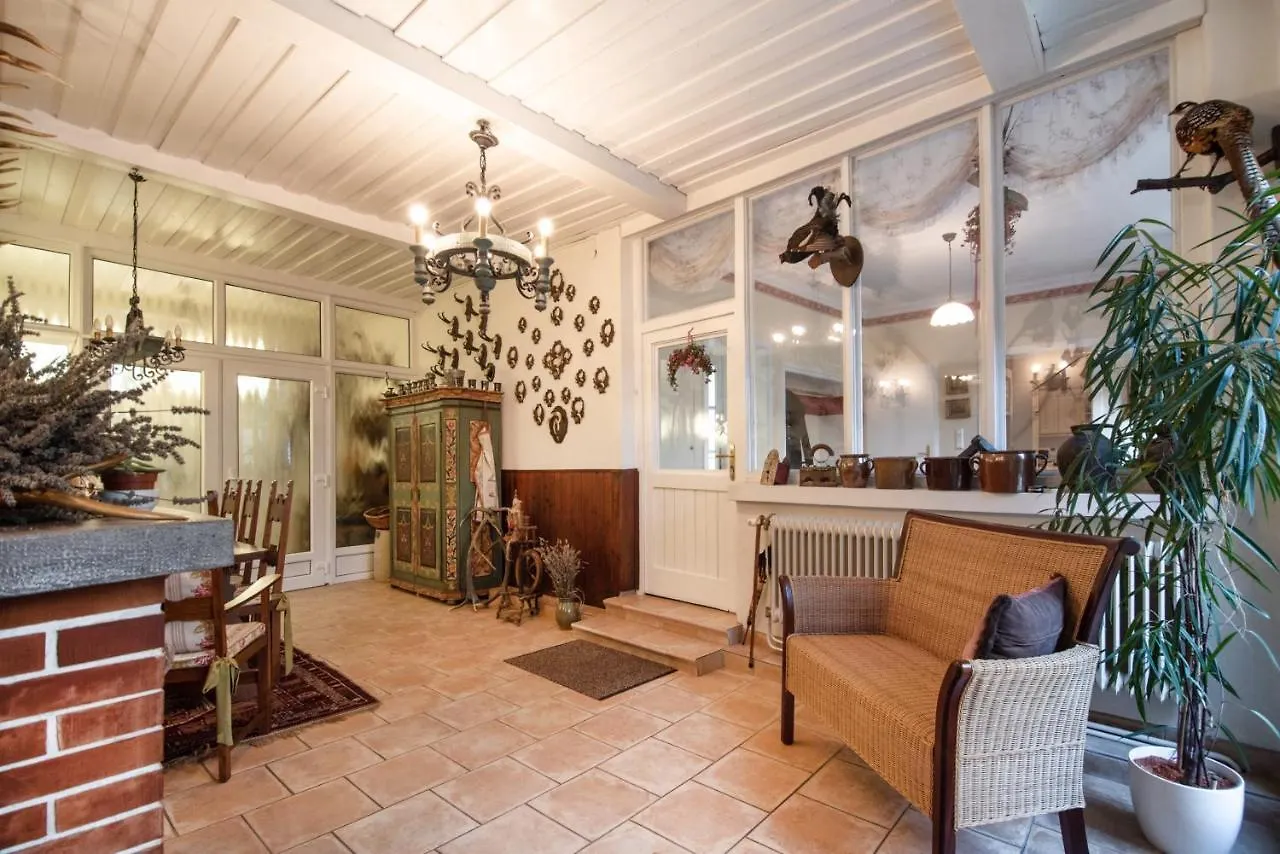 Renoviertes Bauernhaus Mit Garten In Ruhelage Vienna