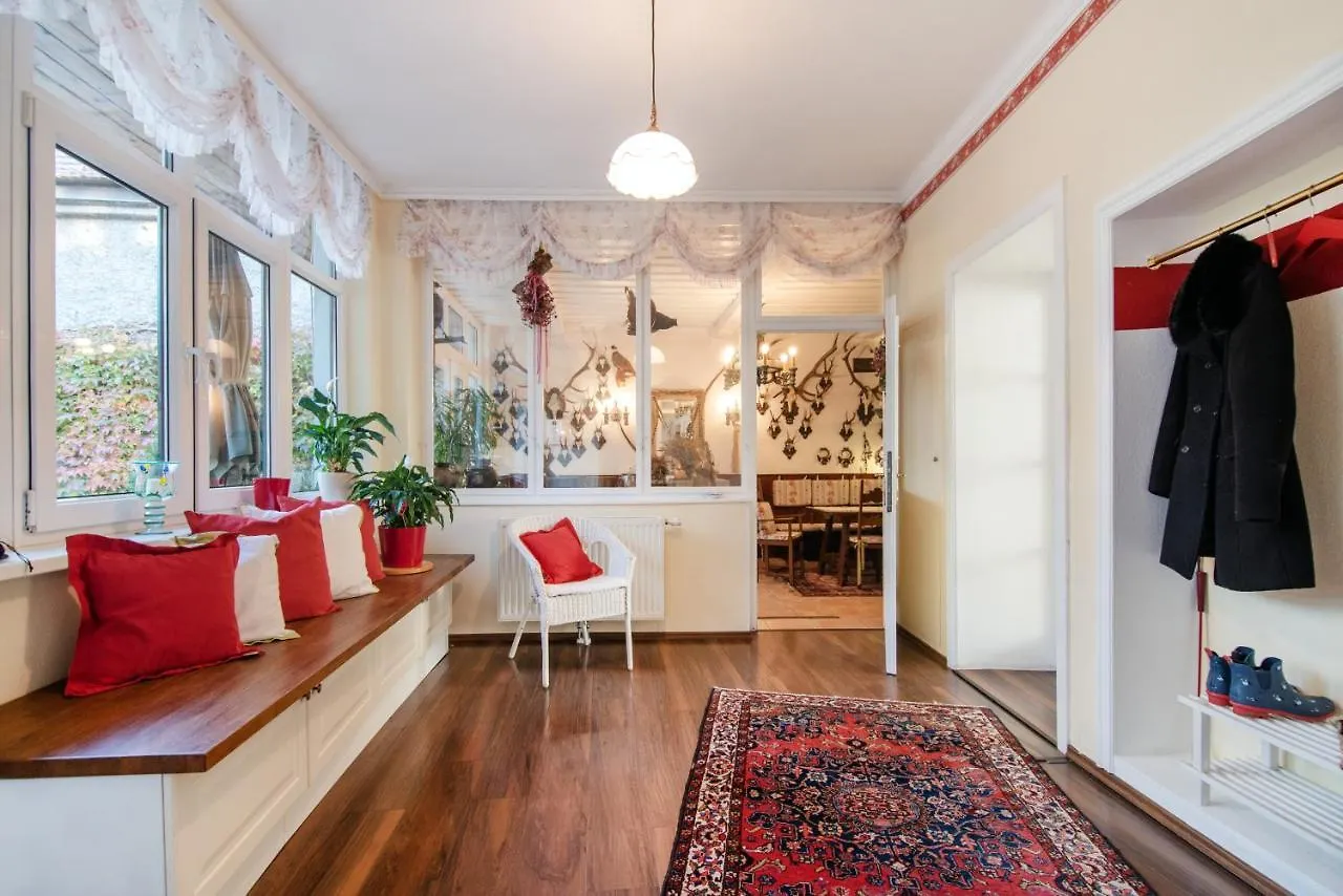 Apartment Renoviertes Bauernhaus Mit Garten In Ruhelage Vienna Austria